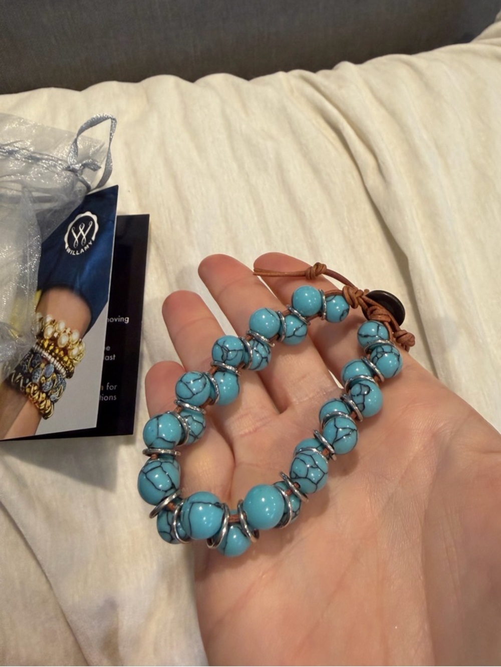 BRAND NEW turquoise bracelet with leather unisex